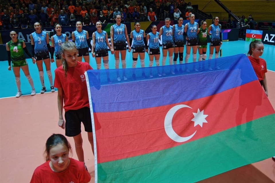 Voleybol millimiz ilk görüşdə məğlub oldu