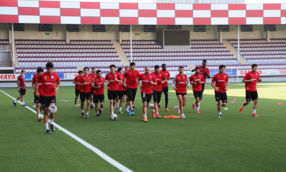 "Keşlə" iki futbolçu ilə müqavilə imzaladı - FOTO