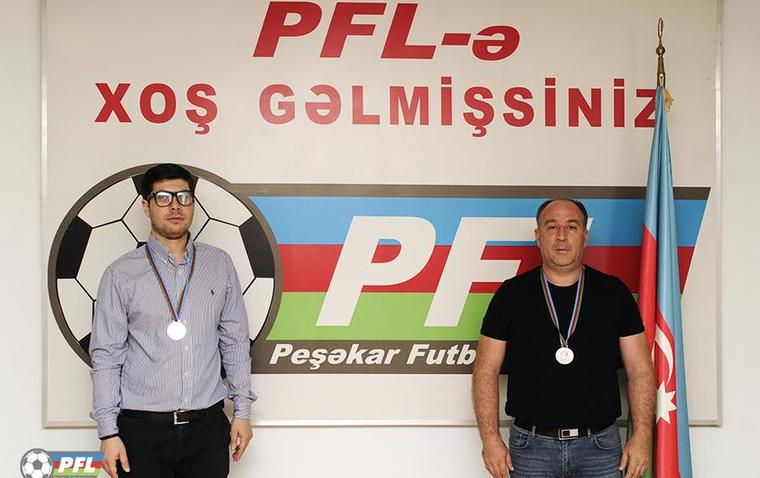 Peşəkar Futbol Liqası medalçıları mükafatlandırdı - FOTO