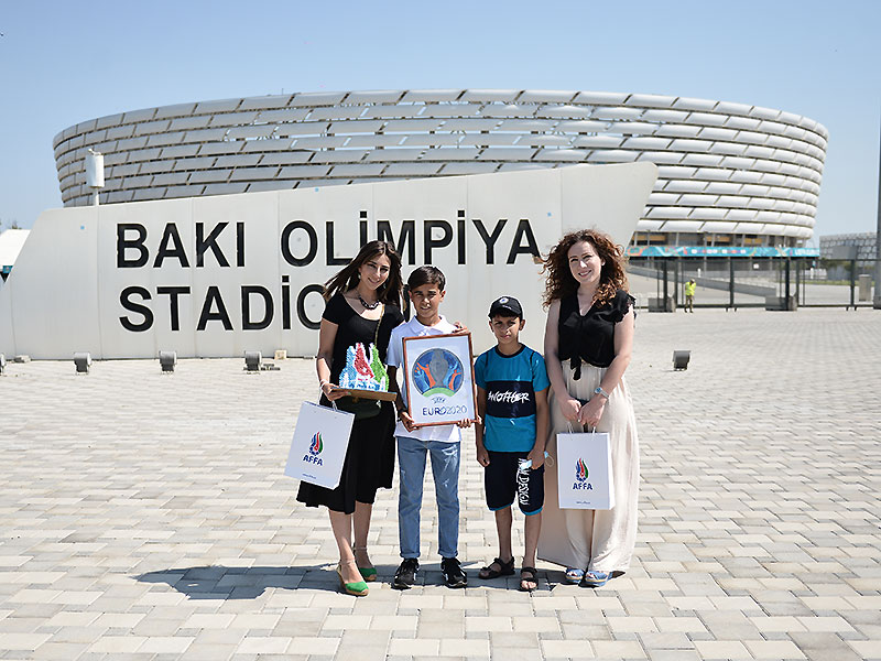 AFFA uşaqlara AVRO-2020-nin biletlərini hədiyyə etdi - FOTO