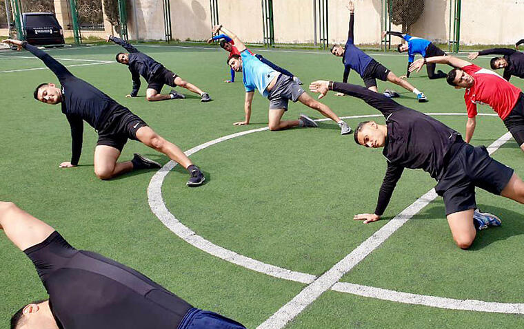 UEFA-nın baş fizioterapevti azərbaycanlı hakimlər üçün təlim keçib - FOTO