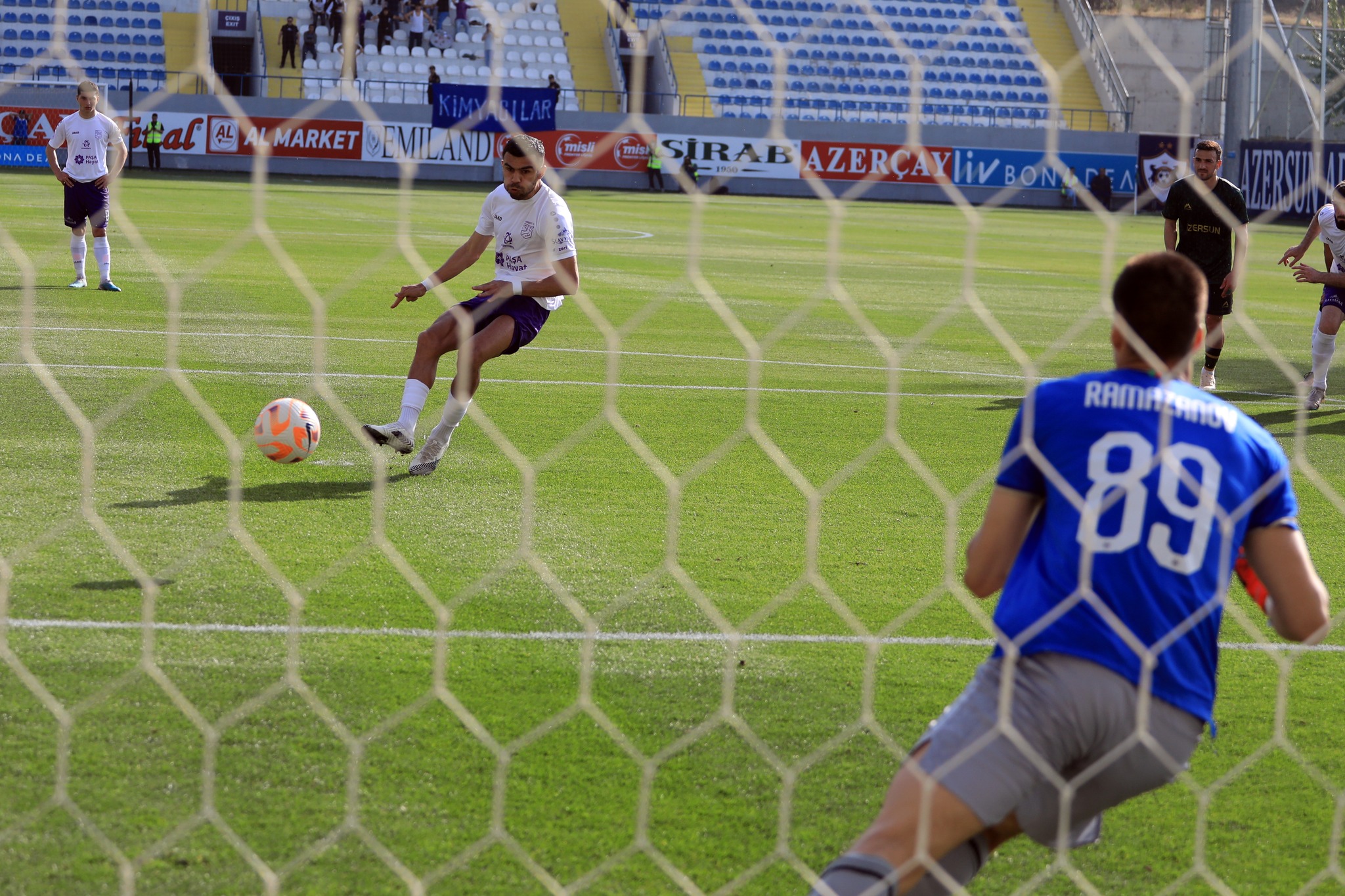 "Qarabağ" "Sumqayıt"a uduzdu, 3 oyun heç-heçə bitdi