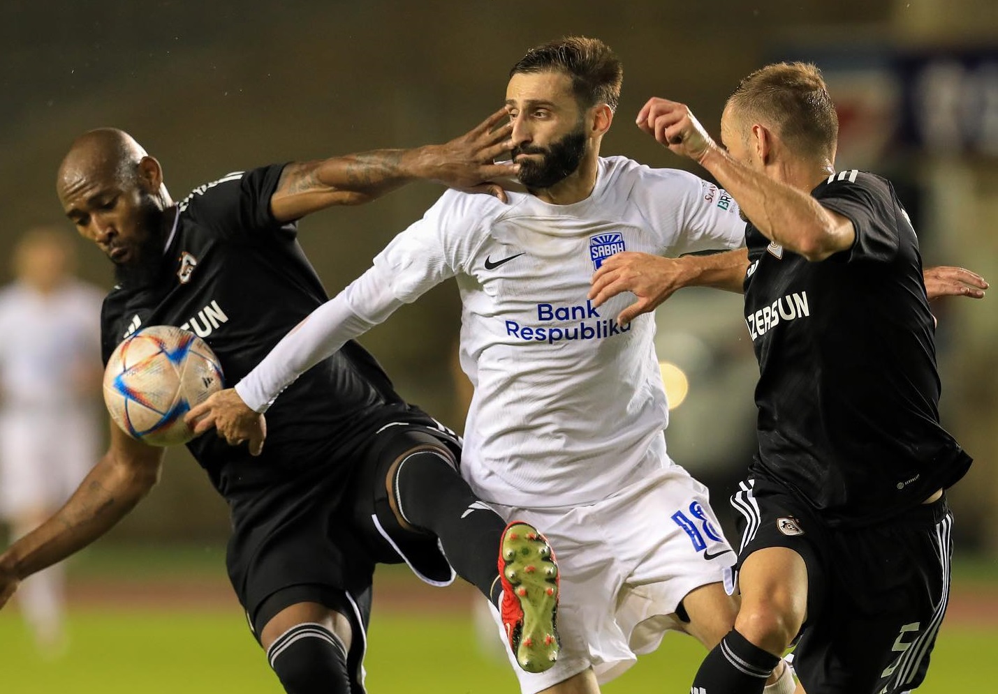 "Qəbələ" məğlubiyyətdən qaçdı, "Qarabağ" "Sabah"a qalib gəldi