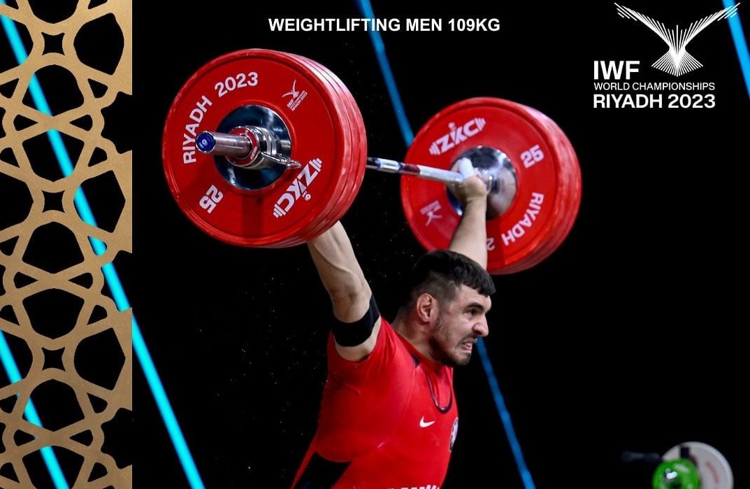 Atletimiz dünya çempionatında 3 bürünc medal qazandı - FOTO