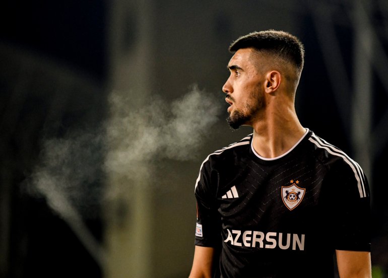 Misli Premyer Liqası: Toral Bayramov 100-cü oyununa çıxıb