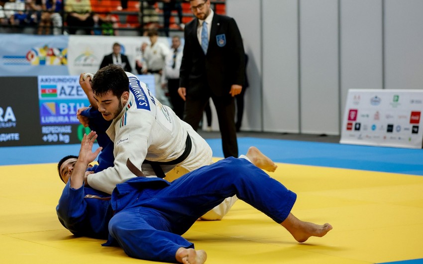 Yığmamız EYOF-u 10 medalla 17-ci pillədə başa vurub